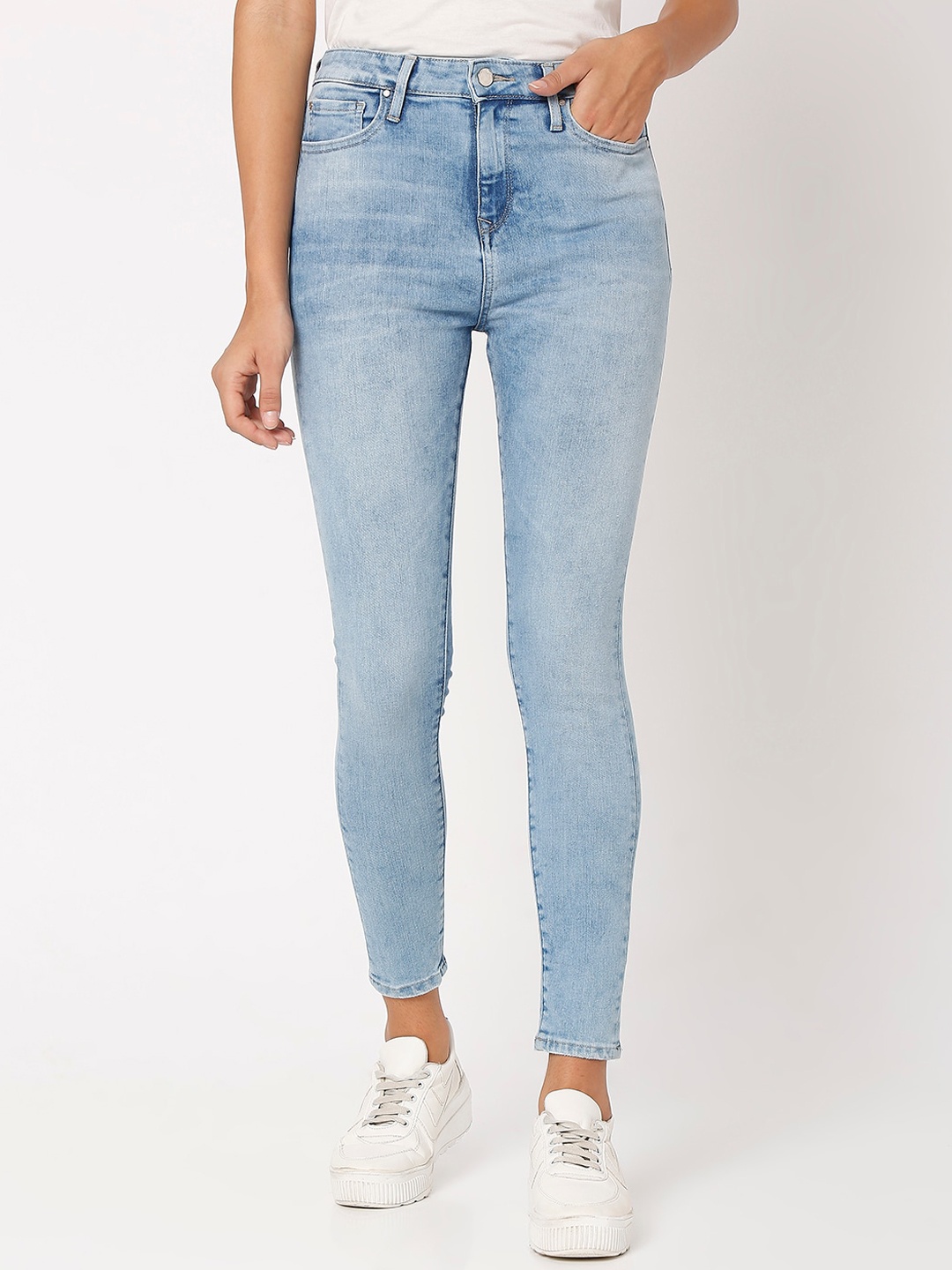 

SPYKAR Women Blue Super Skinny Fit Heavy Fade Jeans