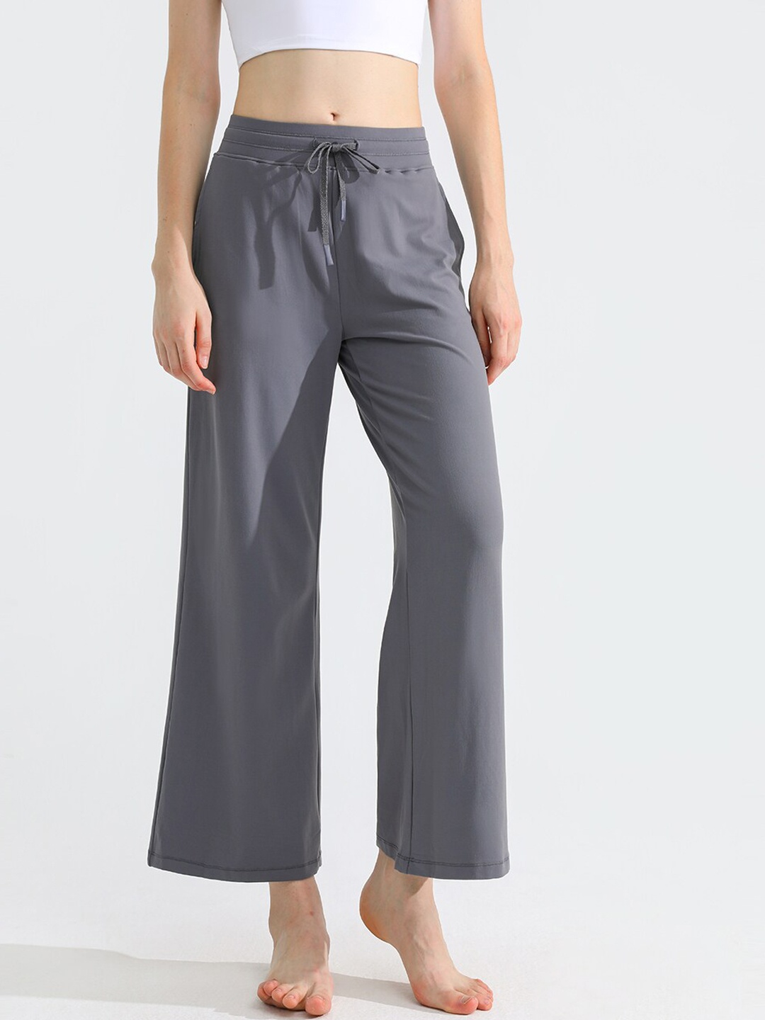

JC Collection Women Grey Solid Mid Rise Ribbed Lounge Pants