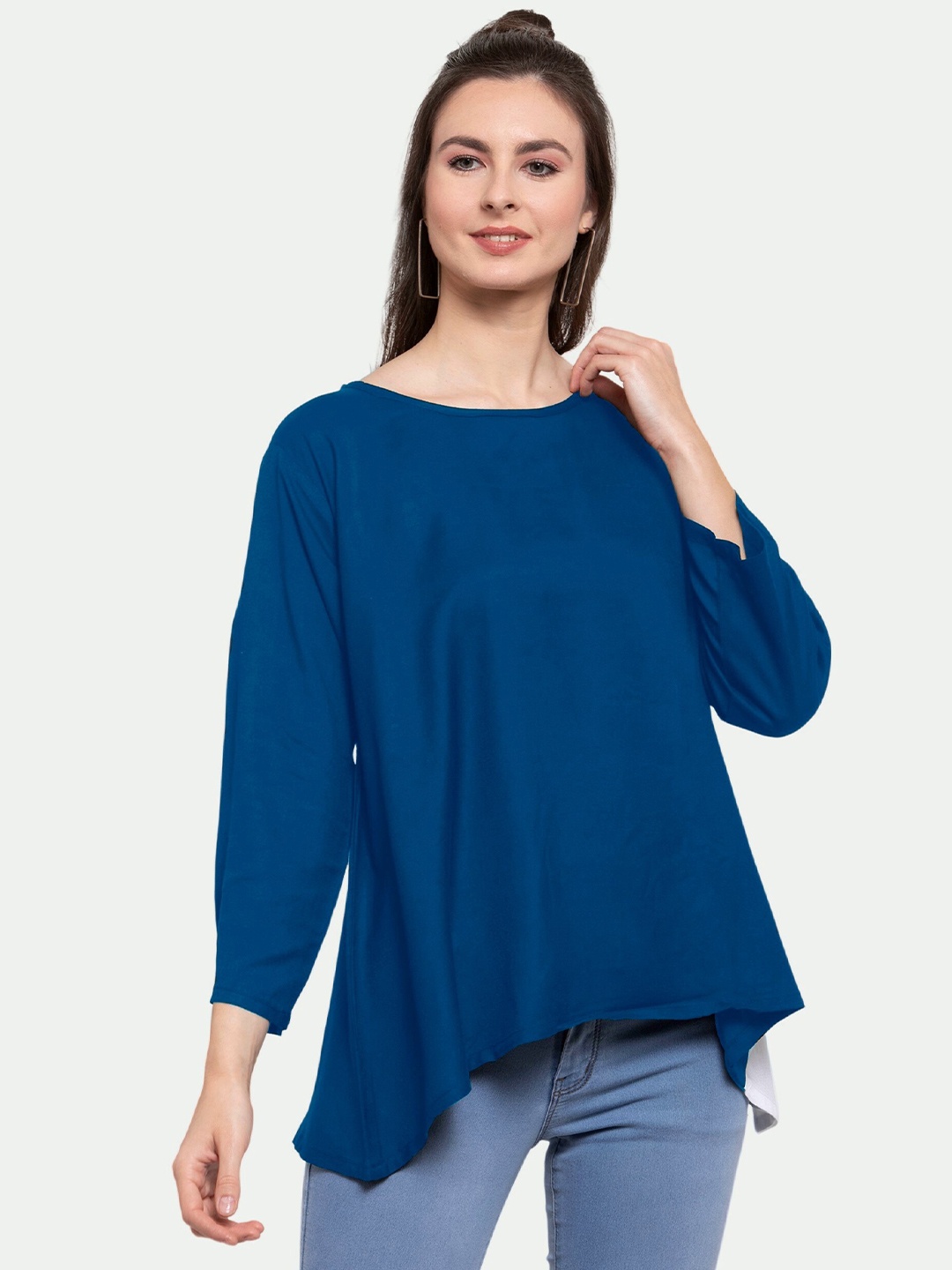 

PATRORNA Women Blue & White Solid High-Low Top