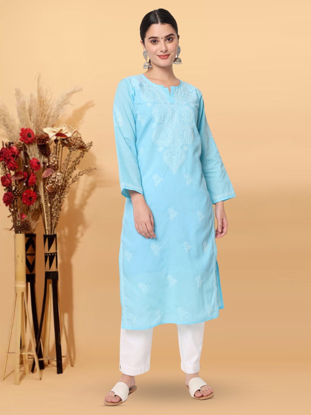 

PARAMOUNT CHIKAN Hand Embroidered Chikankari Embroidered Keyhole Neck Kurta, Turquoise blue