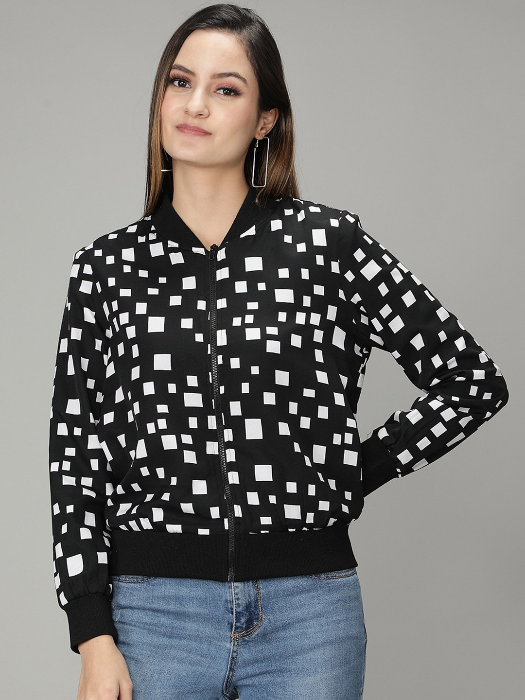 

NUEVOSDAMAS Women Black White Crop Printed Bomber Jacket