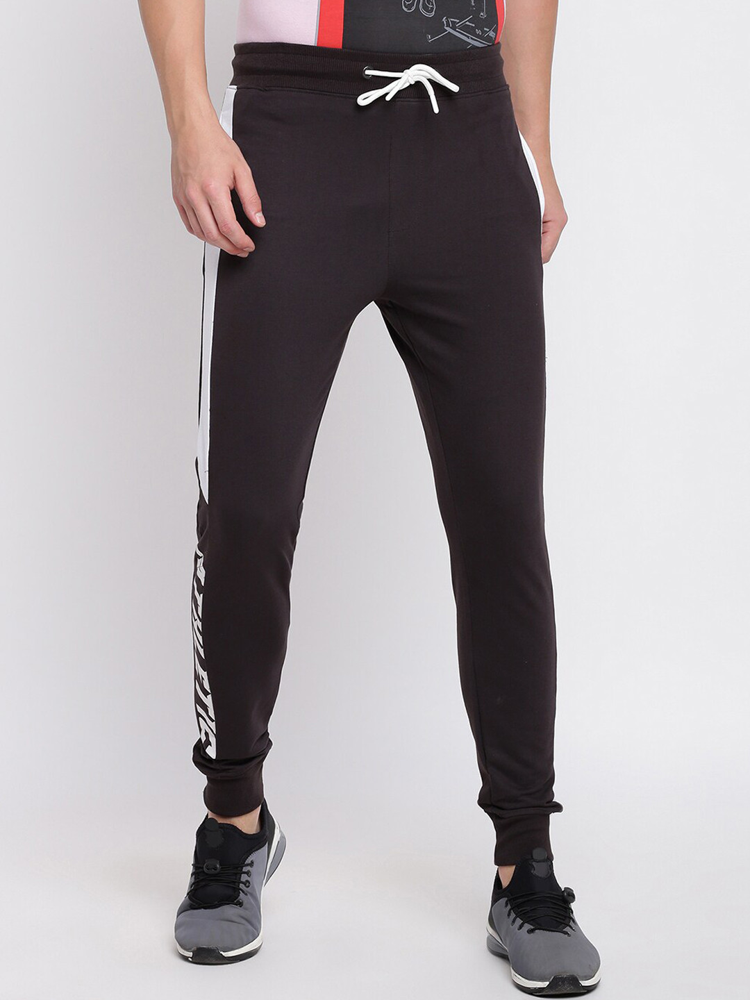 

abof Men Brown Joggers Trousers