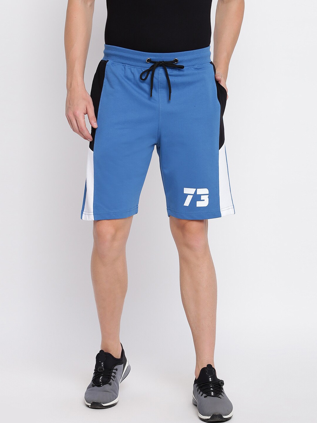 

abof Men Colourblocked Shorts, Blue