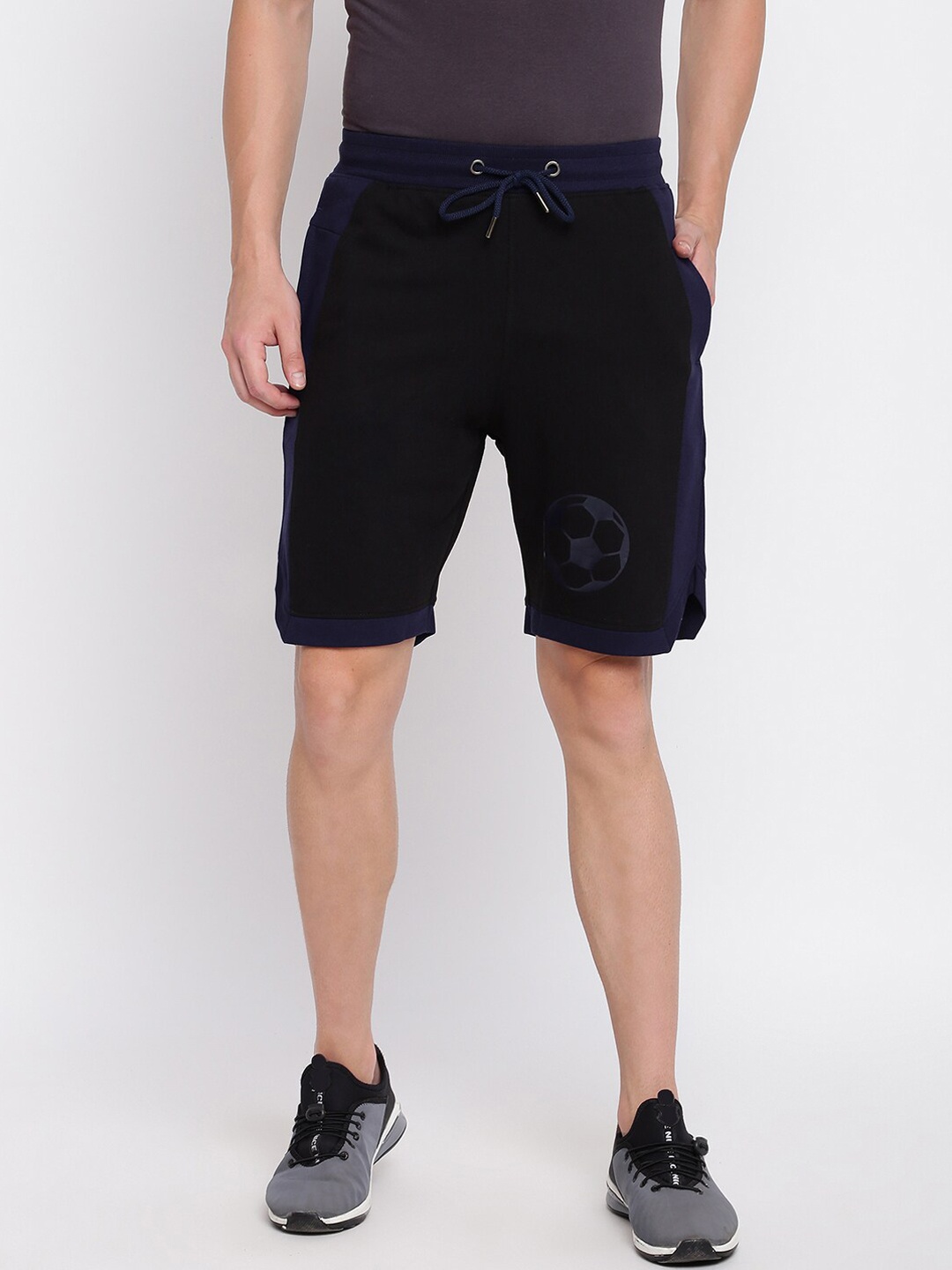 

abof Men Black Sports Shorts