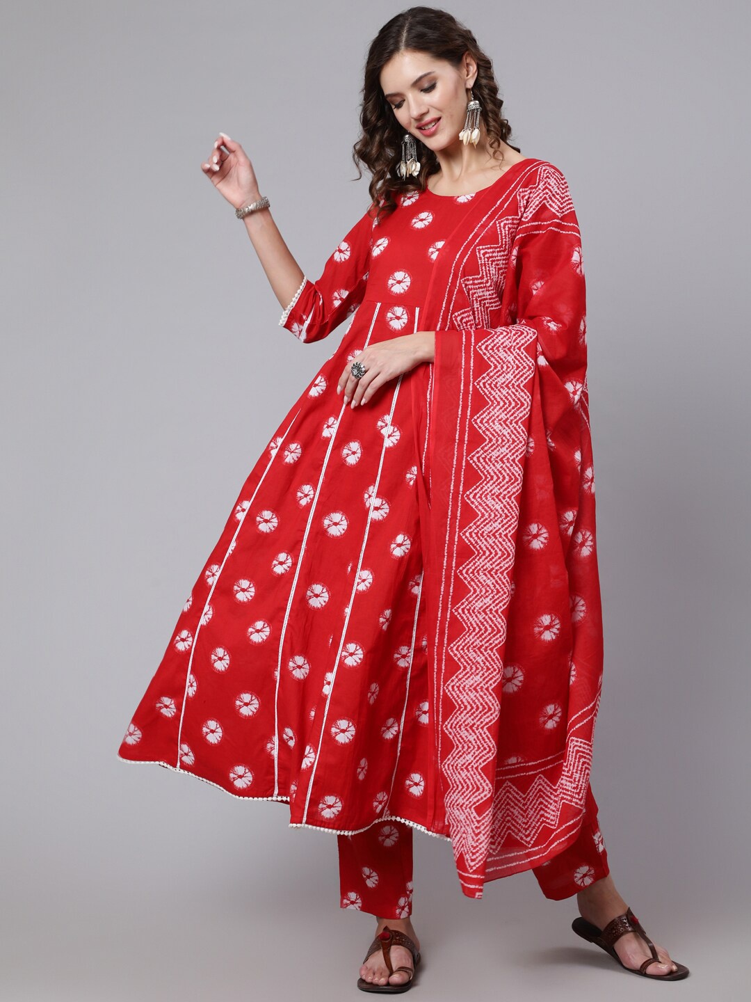 

Nayo Women Printed Panelled Pure Cotton Kurta with Trousers & With Dupatta, Red