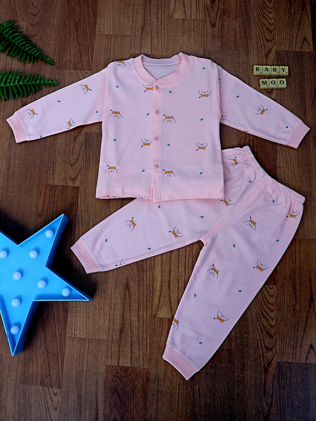 

Baby Moo Unisex Kids Pink & Orange Printed Night suit