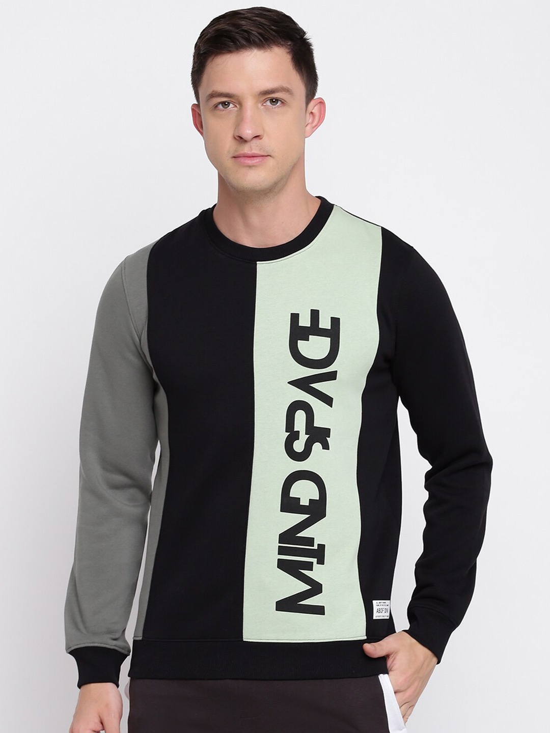 

abof Men Black Colourblocked Sweatshirt