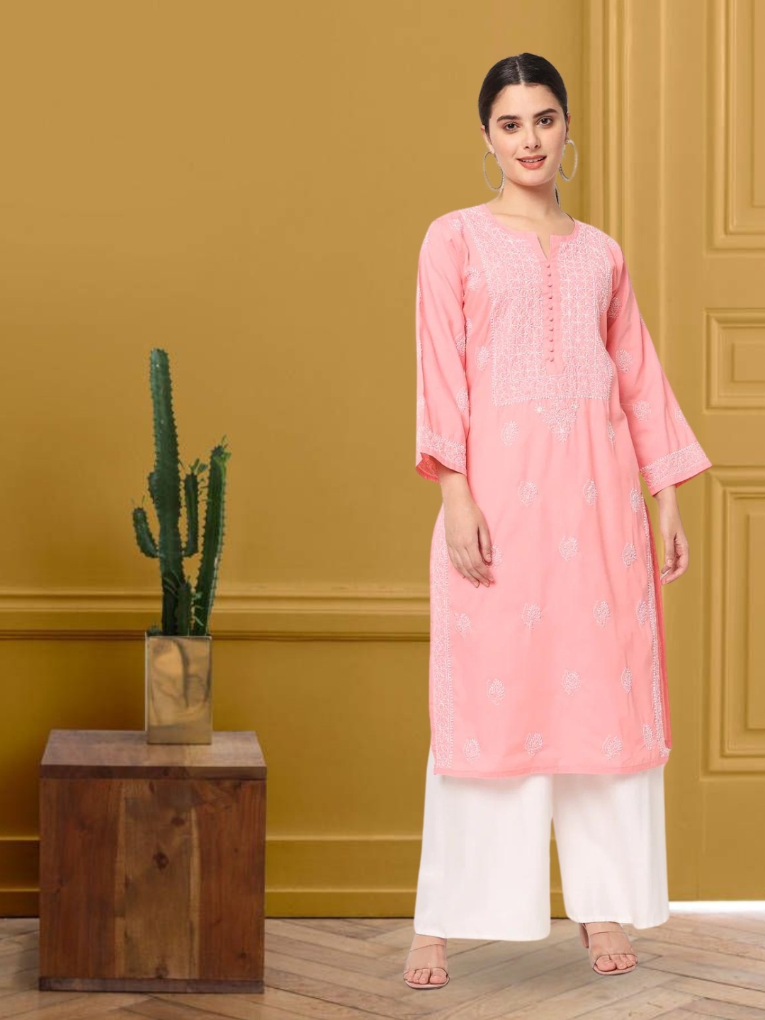 

PARAMOUNT CHIKAN Women Coral & White Embroidered Chikankari Cotton Straight Kurta