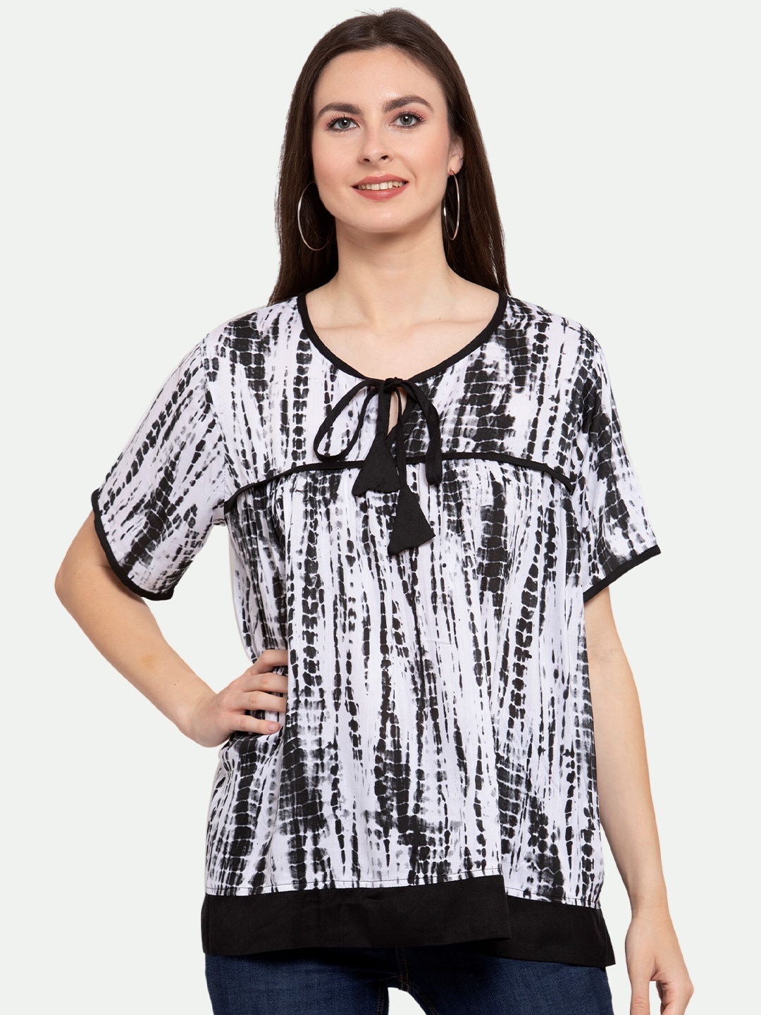 

PATRORNA Peach-Coloured Tie and Dye Print Top