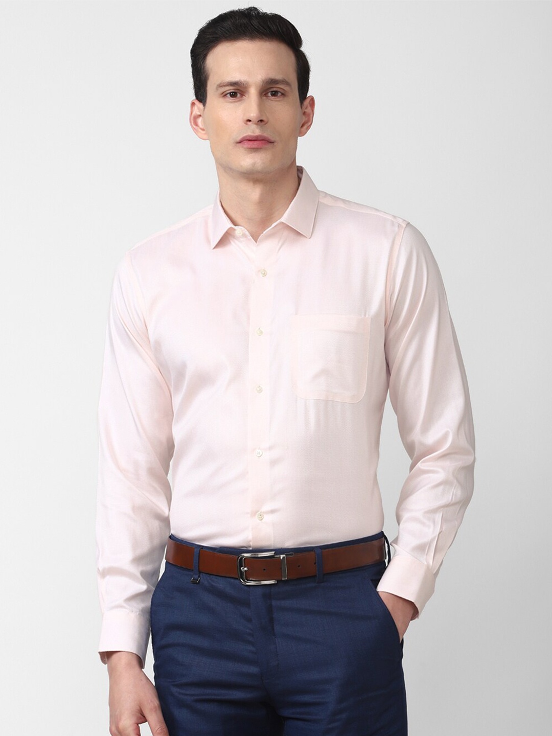 

Van Heusen Men Pink Silk Cotton Formal Shirt