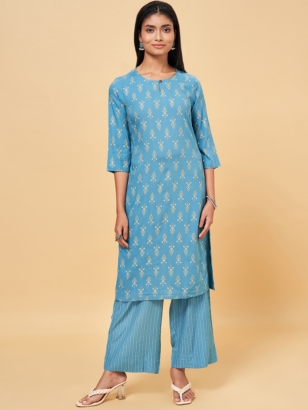 

RANGMANCH BY PANTALOONS Women Ethnic Motifs Printed Kurta with Palazzo, Blue