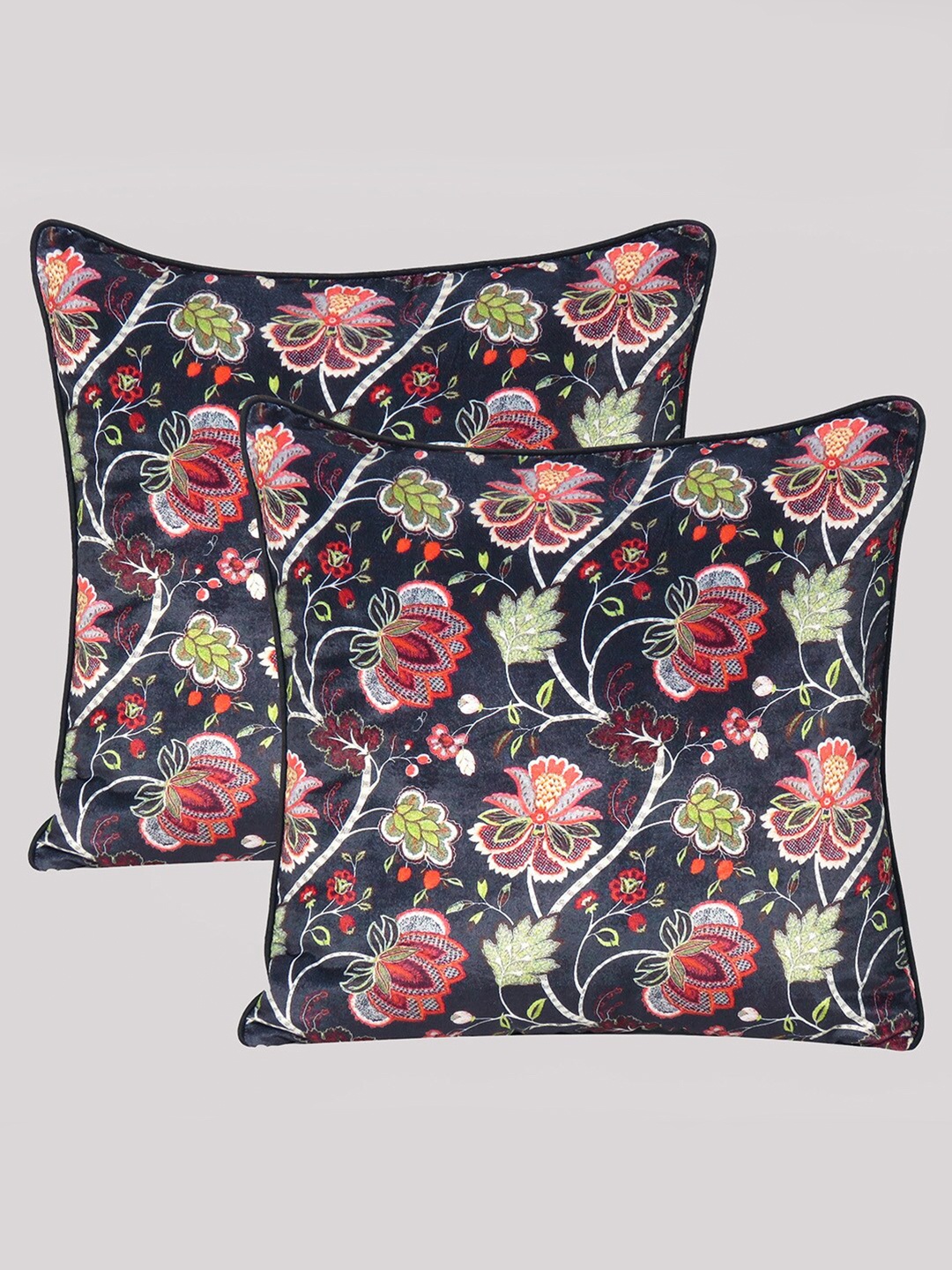 

OUSSUM Black & Green Set of 2 Floral Velvet Square Cushion Covers
