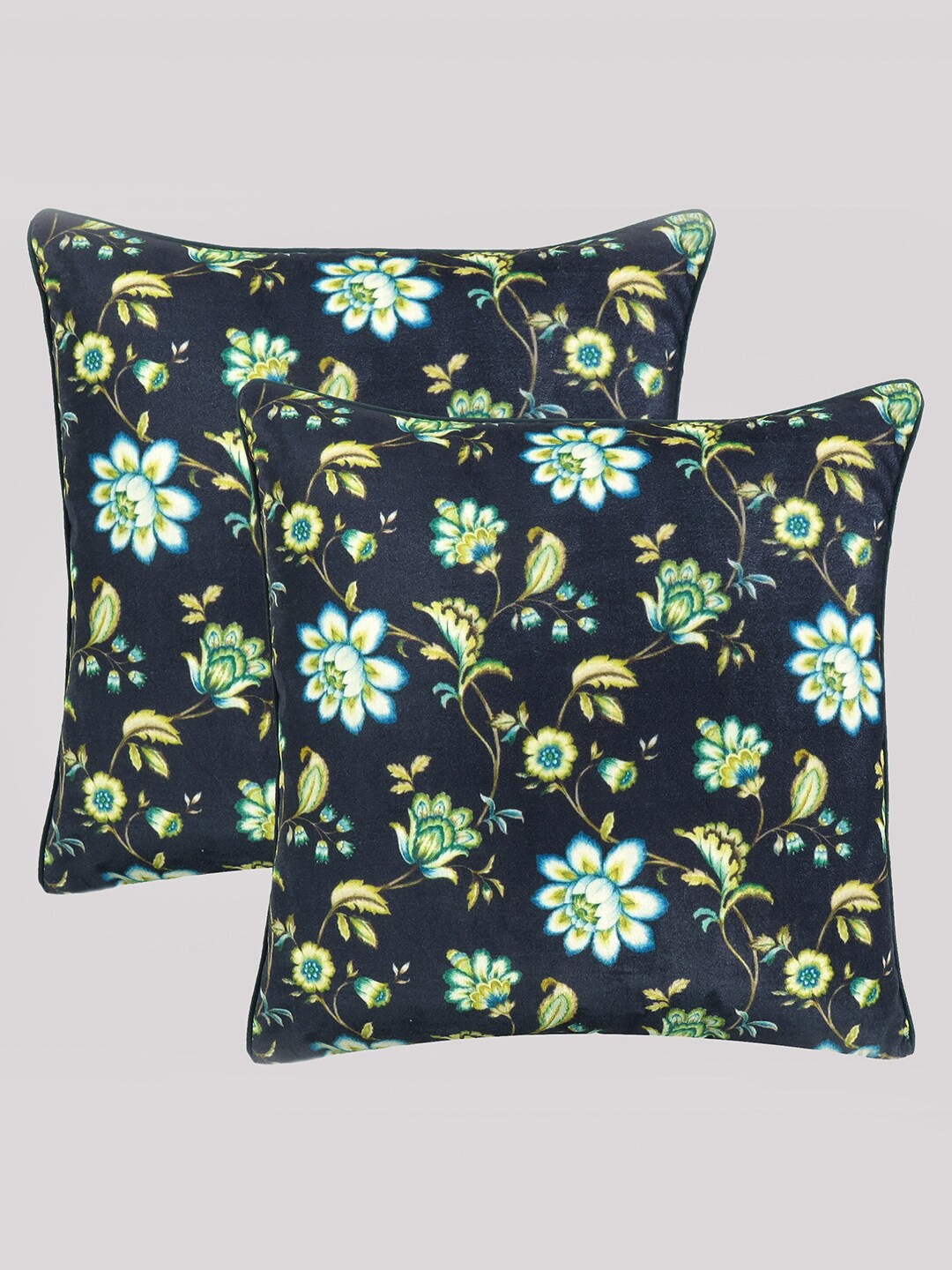 

OUSSUM Set of 2 Floral Velvet Square Cushion Covers, Black