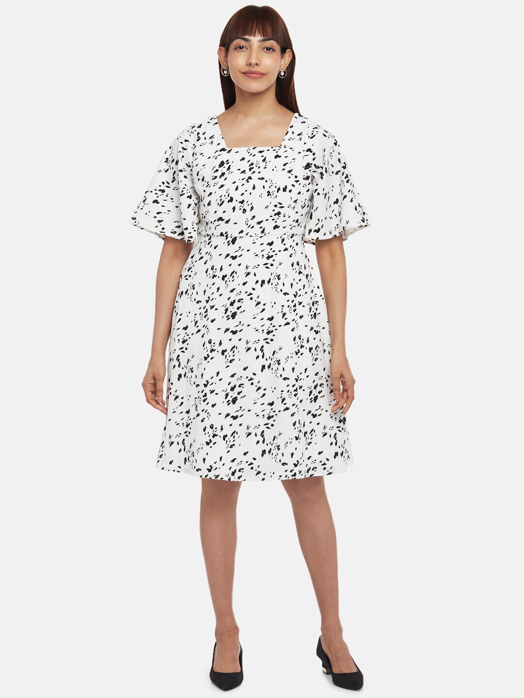 

Annabelle by Pantaloons Off White Floral Formal Dress