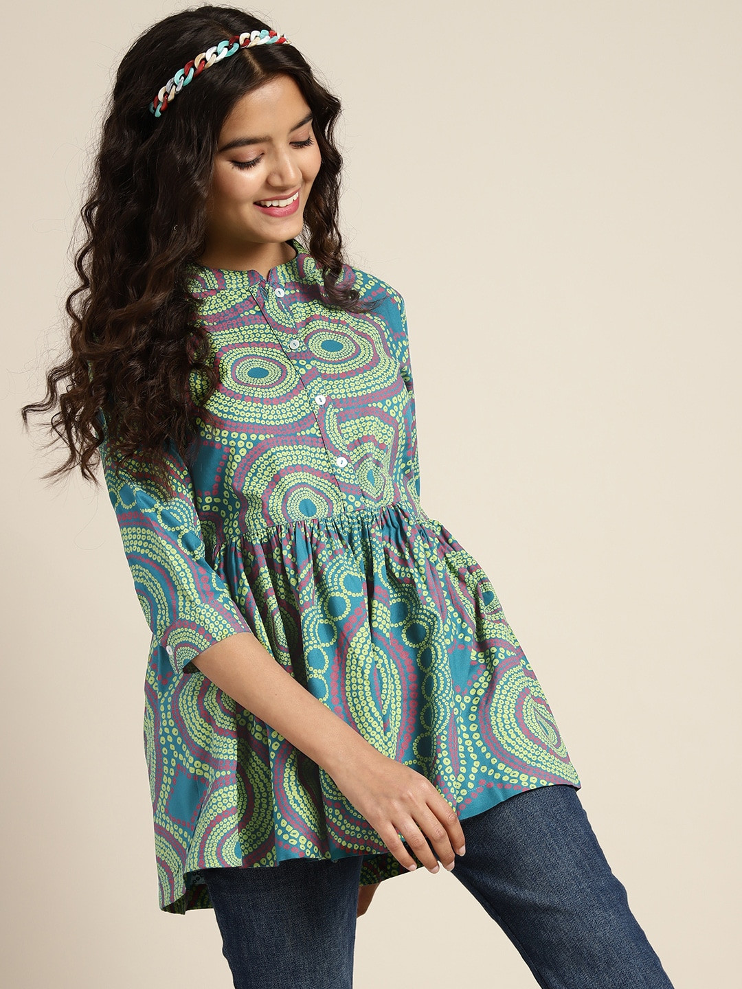 

Sangria Teen Girls Blue & Green Bandhani Print Mandarin Collar Longline Top