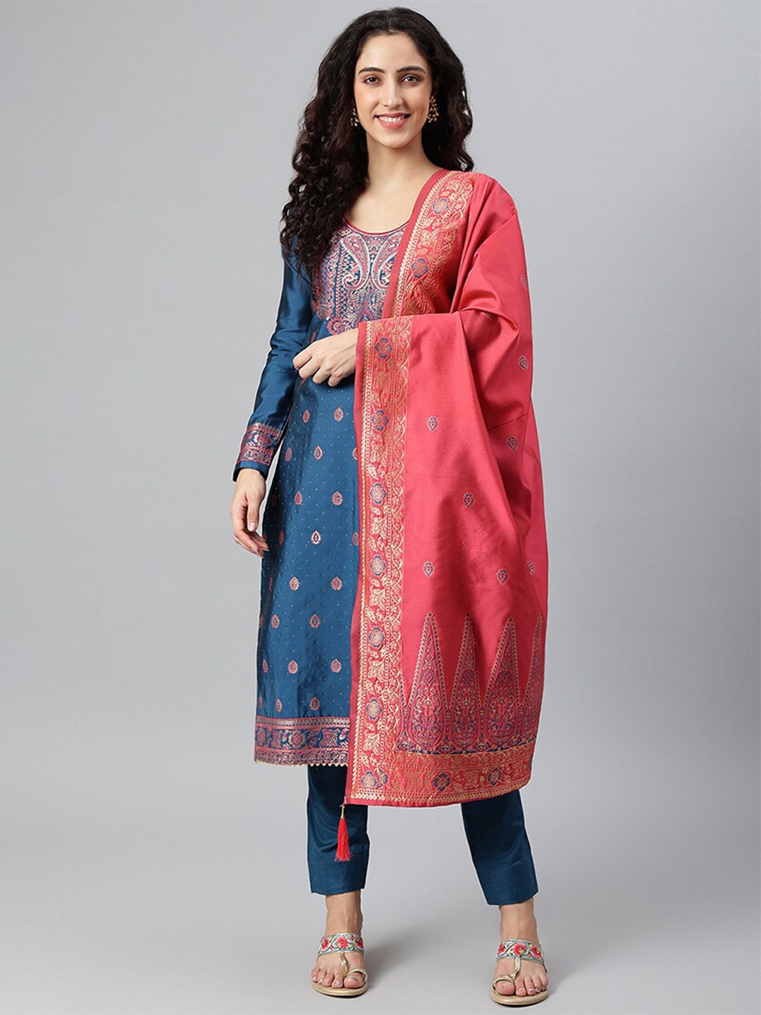 

cbazaar Blue & Pink Unstitched Dress Material