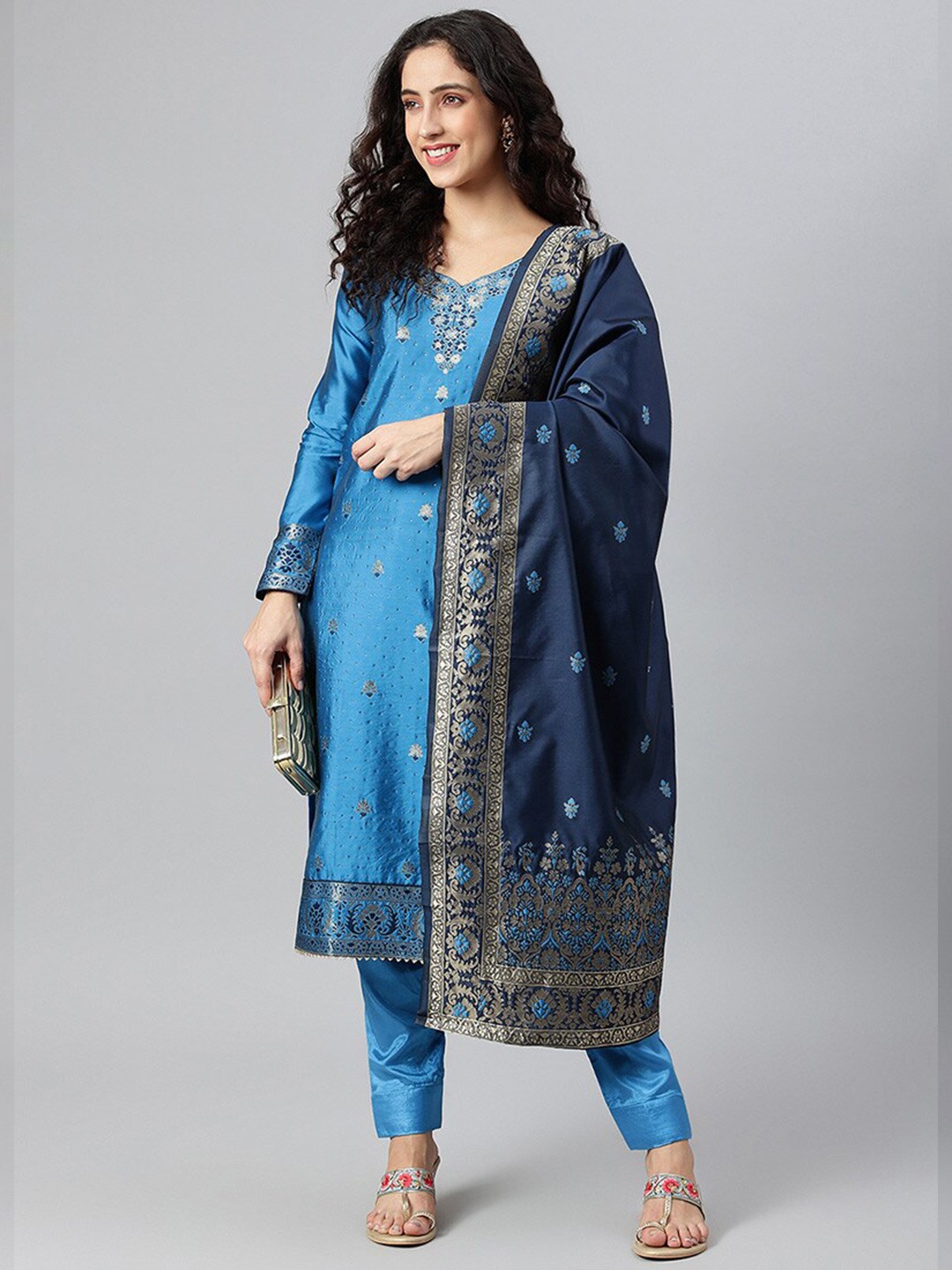 

cbazaar Blue & Gold-Toned Unstitched Dress Material