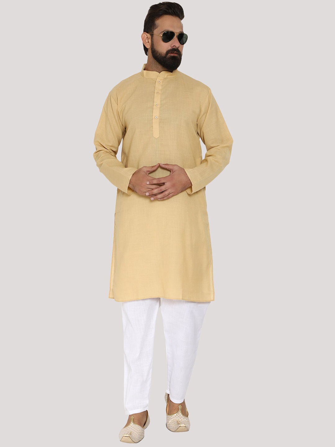 

MAG Men Solid Mandarin Collar Long Sleeves Kurta With Pyjamas, Gold