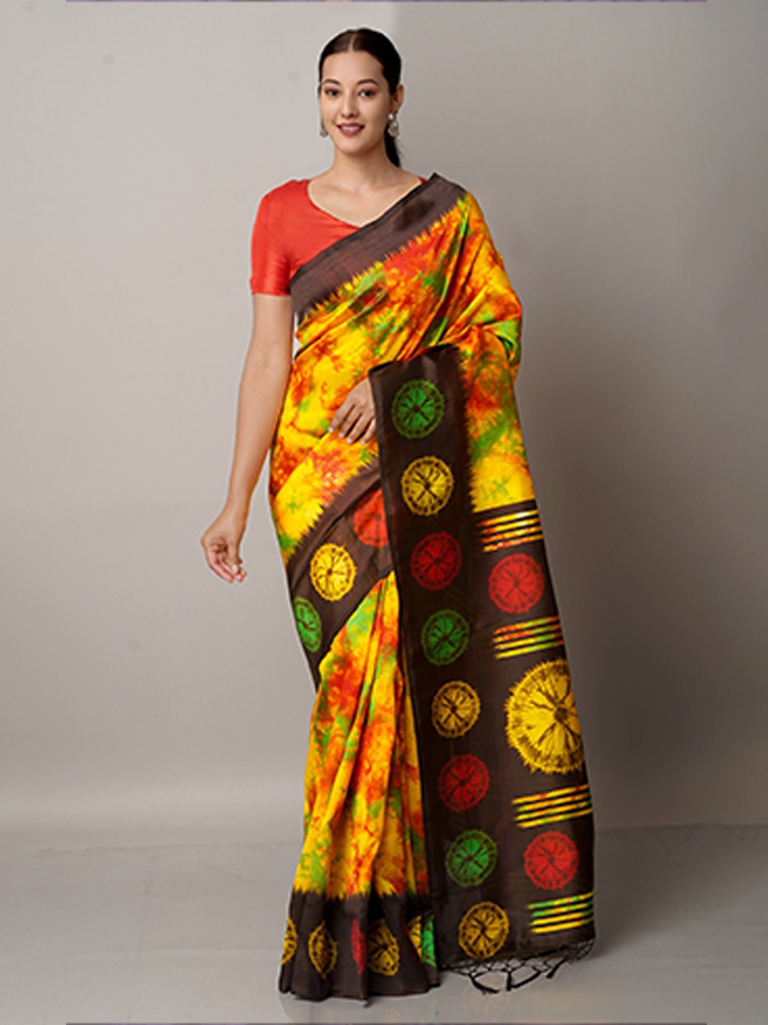 

Unnati Silks Yellow & Green Ethnic Motifs Art Silk Block Print Saree