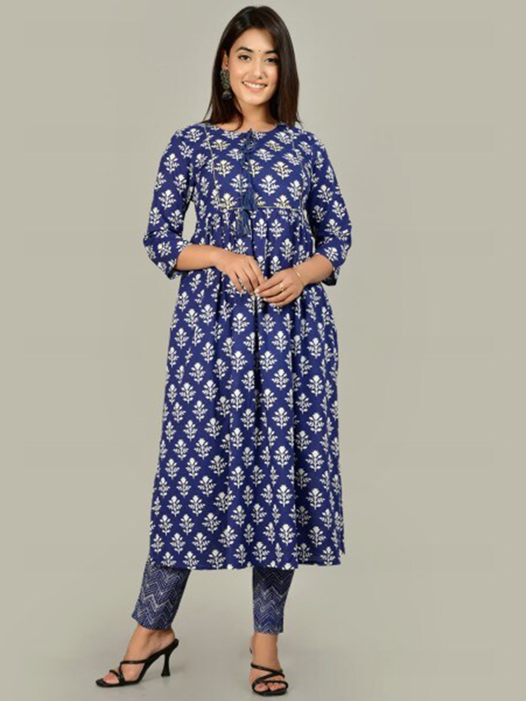 

KALINI Women Floral Embroidered Pure Cotton Kurta with Trousers, Blue