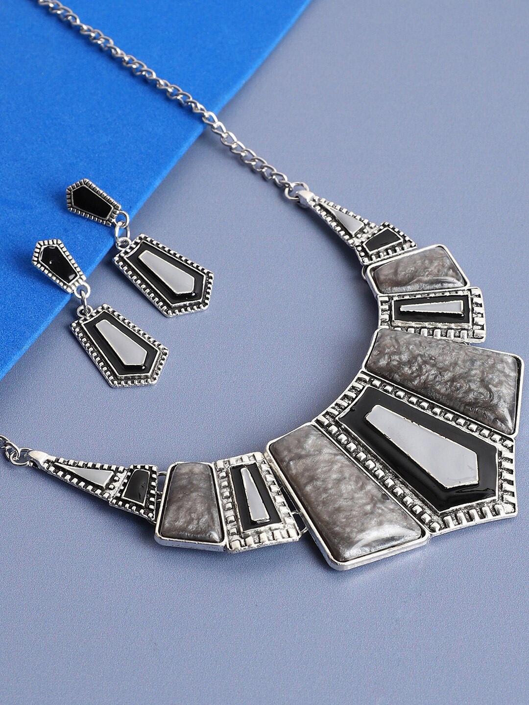 

SOHI Women Silver-Plated Statement Jewellery Set
