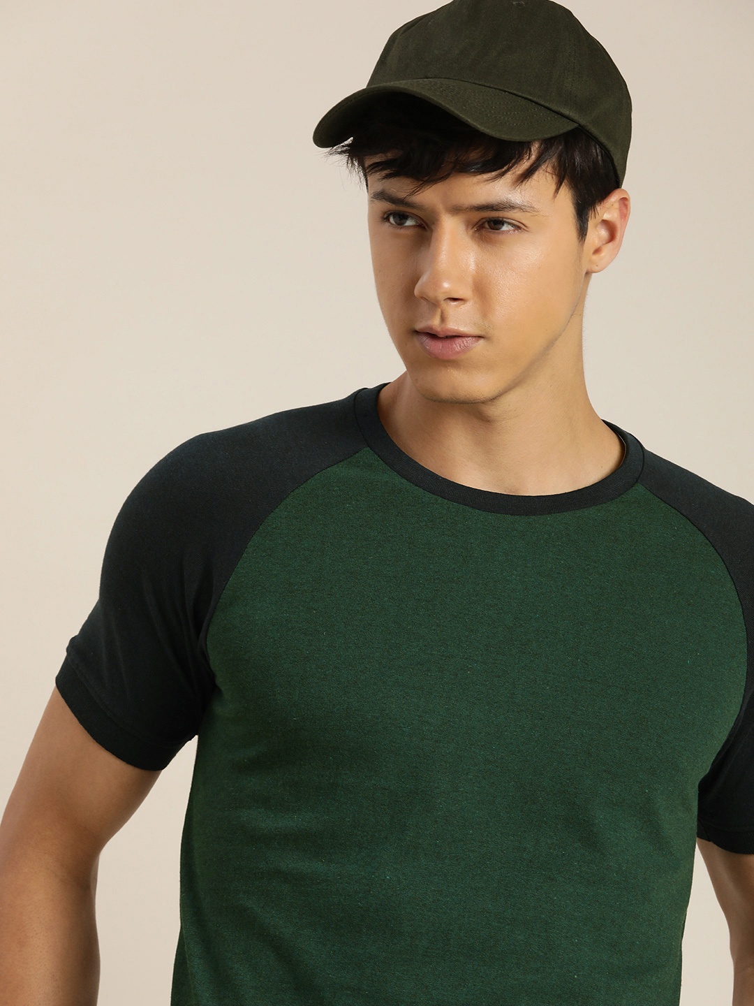 

encore by INVICTUS Men Solid T-shirt, Green
