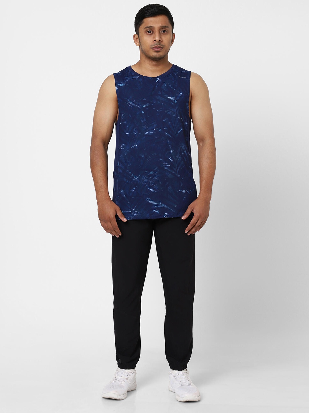 

Domyos By Decathlon Men Blue Printed Sleeveless T-shirt