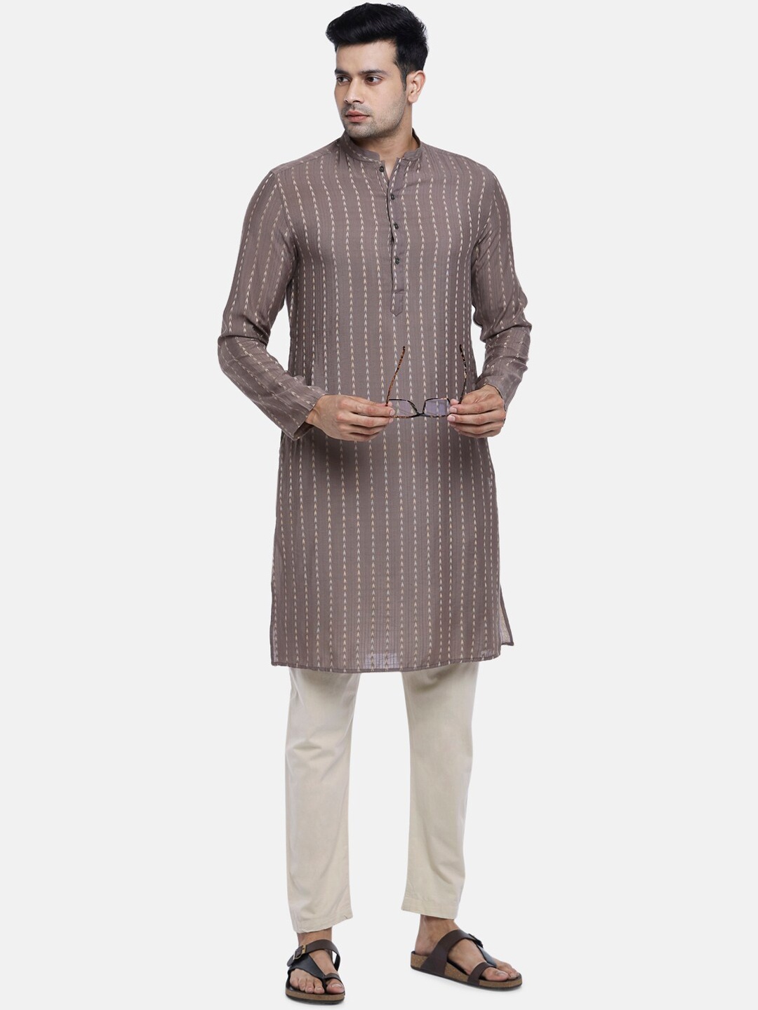 

indus route by Pantaloons Men Grey Striped Long Sleeves Straight Kurta