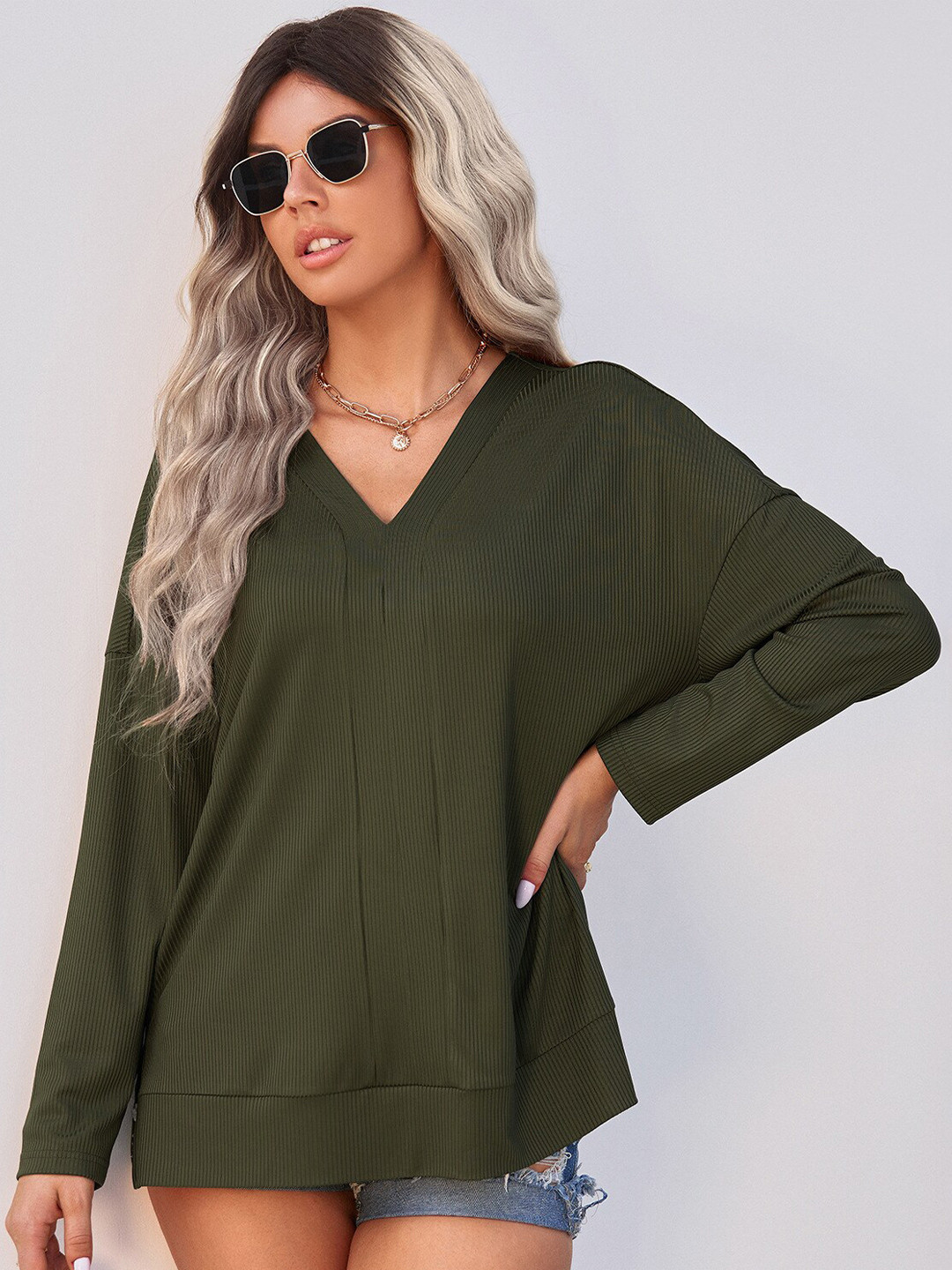 

La Aimee Lovely Olive Solid Top