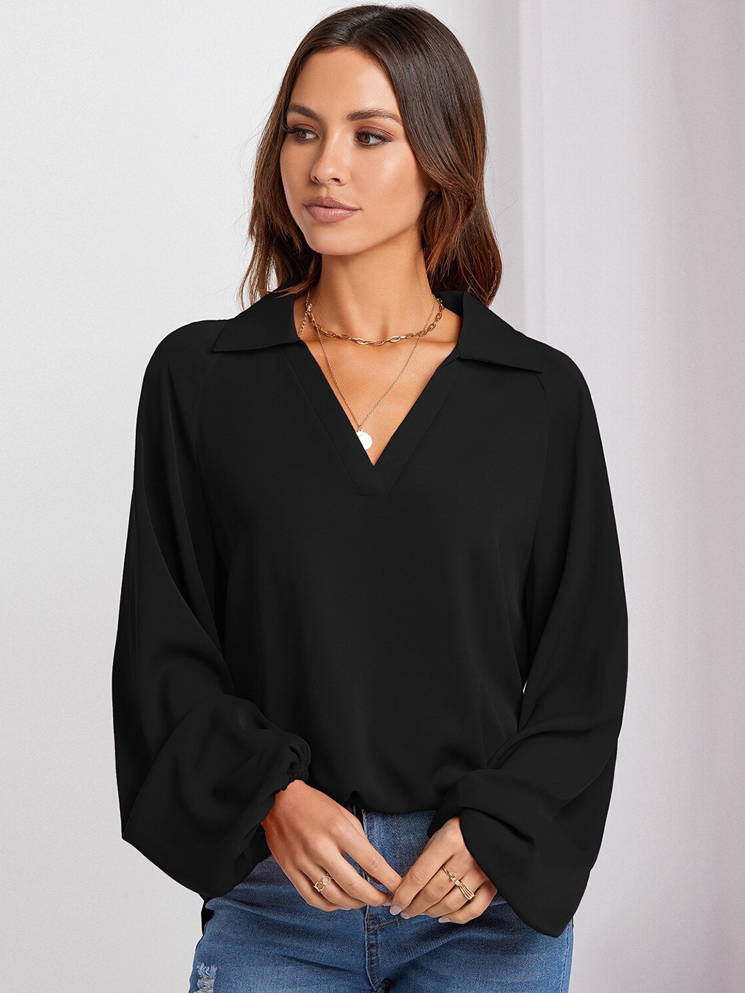 

La Aimee Black Solid Top