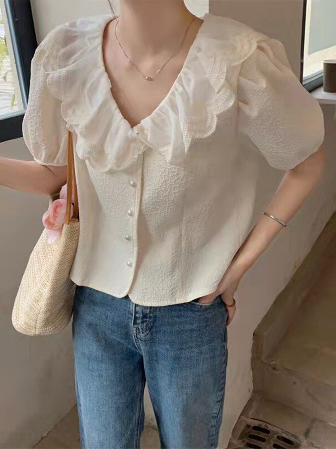 

La Aimee White Solid Top