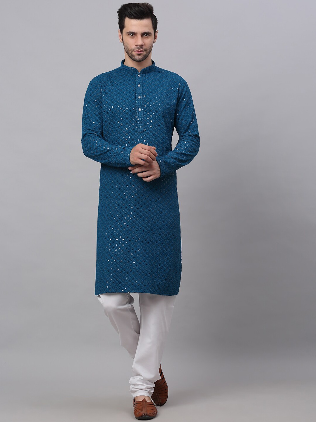 

Jompers Men Floral Embroidered Chikankari Pure Cotton Kurta with Churidar, Blue