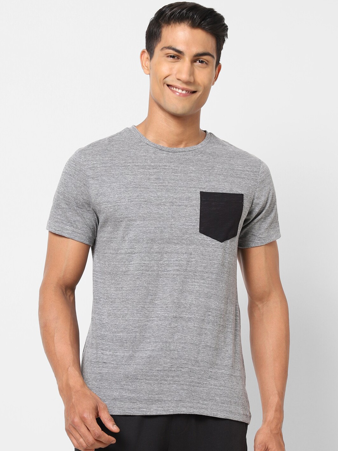 

Ajile by Pantaloons Men Charcoal Solid Lounge Tshirts