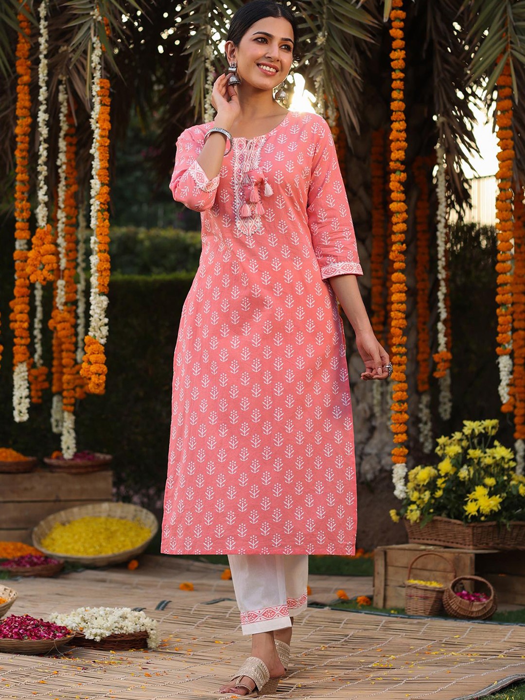 

SCAKHI Women Pink & White Printed Pure Cotton Straight Kurta with Trousers