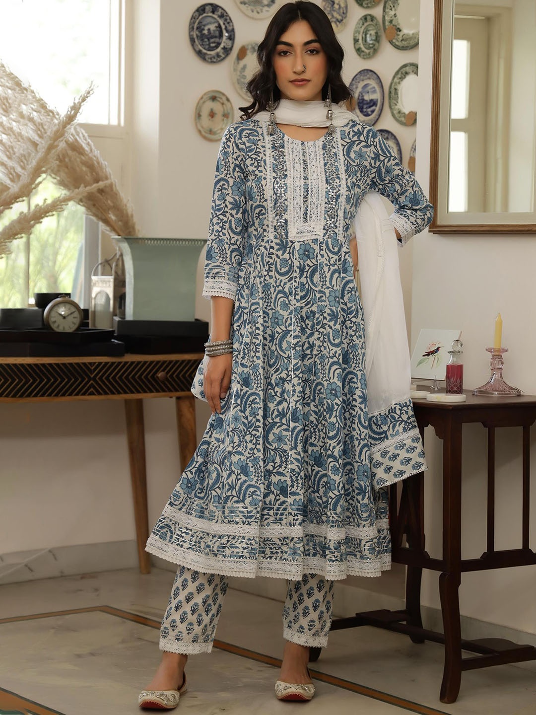 

SCAKHI Women Blue Floral Printed Panelled Beads and Stones Pure Cotton Kurta with Trousers & With Dupatta