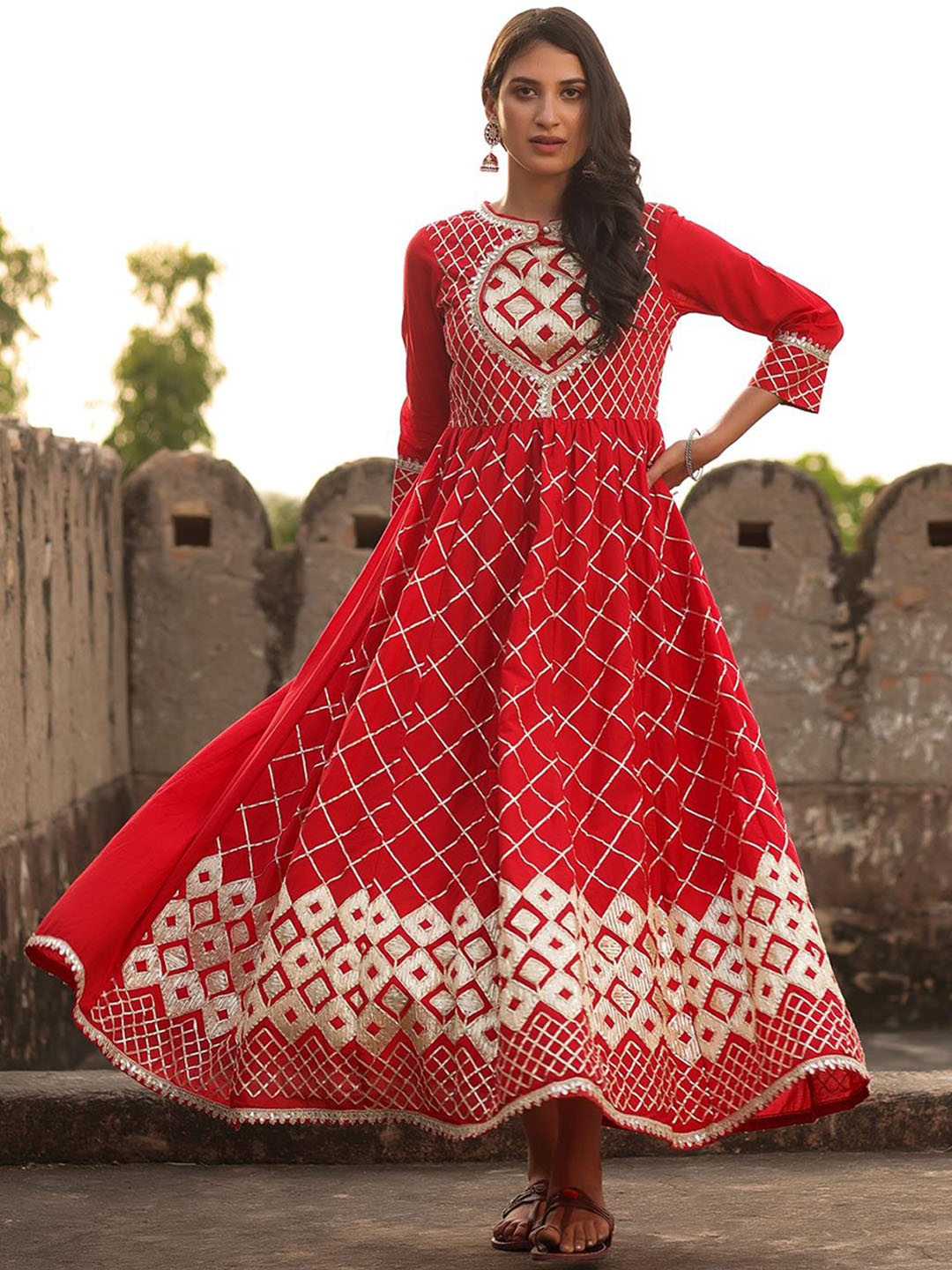 

SCAKHI Women Red Checked Gotta Patti Anarkali Kurta