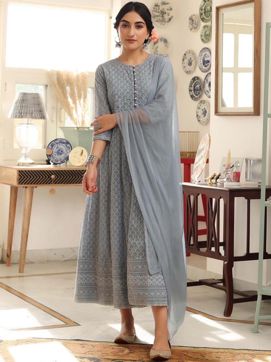 

SCAKHI Women Grey Ethnic Motifs Thread Work Georgette Anarkali Kurta