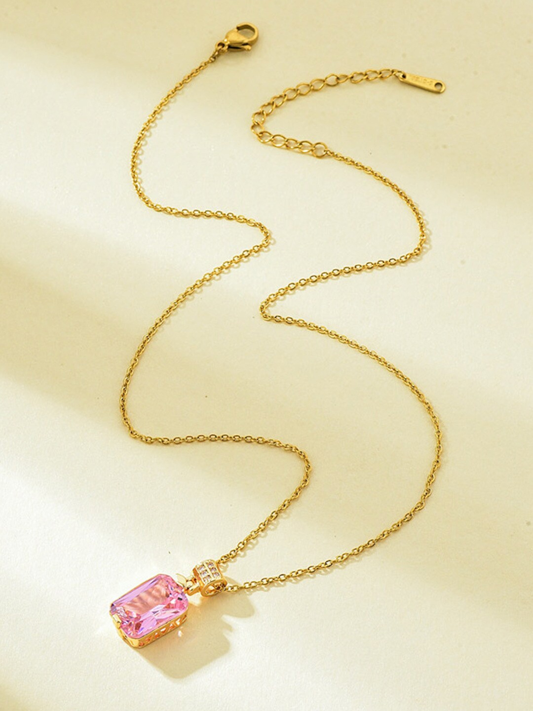 

HOT AND BOLD Gold-Toned & Pink Brass Gold-Plated Oxidised Necklace