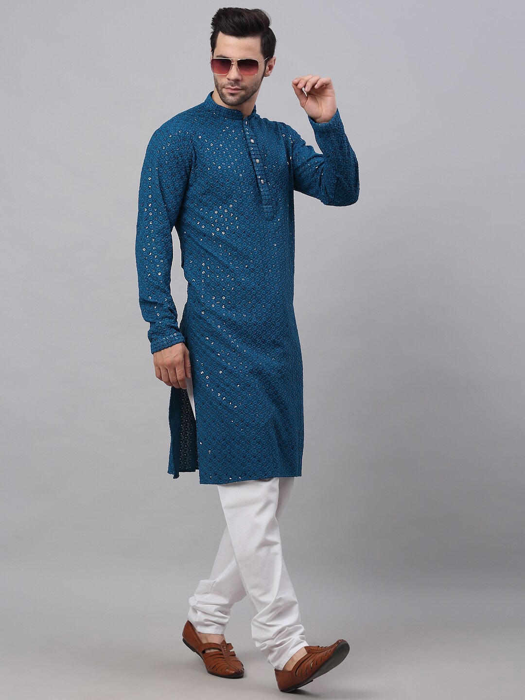 

Jompers Men Ethnic Motifs Embroidered Pure Cotton Kurta with Churidar, Blue