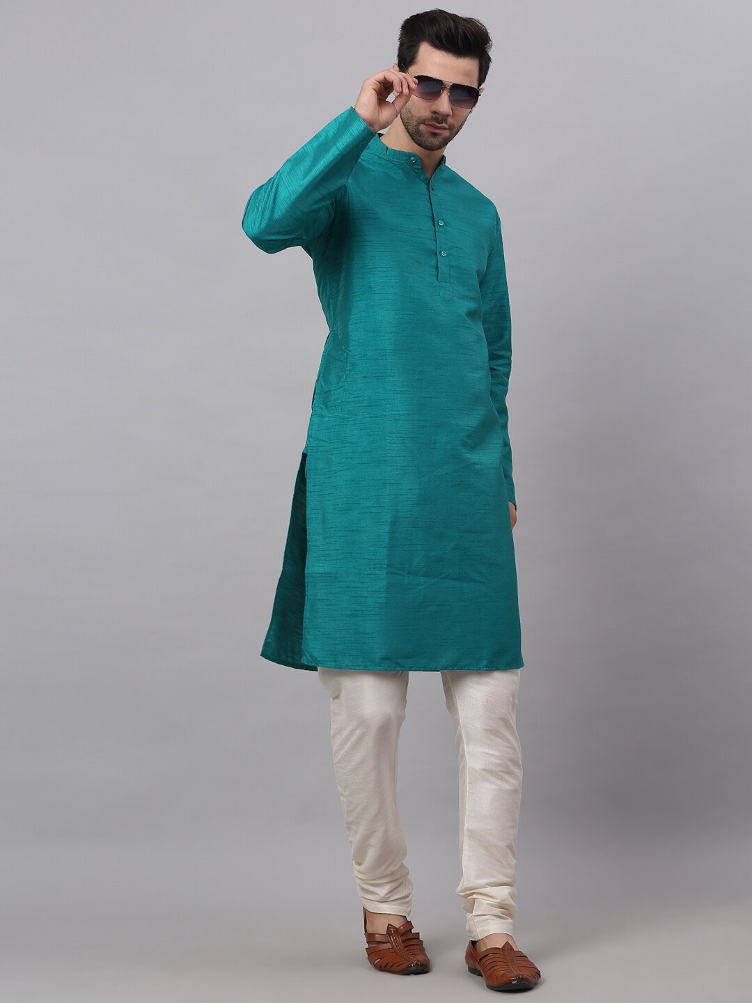 

Jompers Men Dupion Silk Kurta with Pyjamas, Green