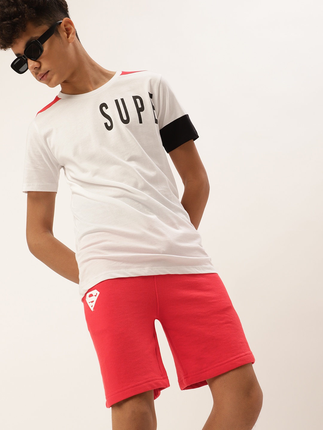 

Kook N Keech Marvel Teens Boys Red Solid Regular Shorts with Printed Detail