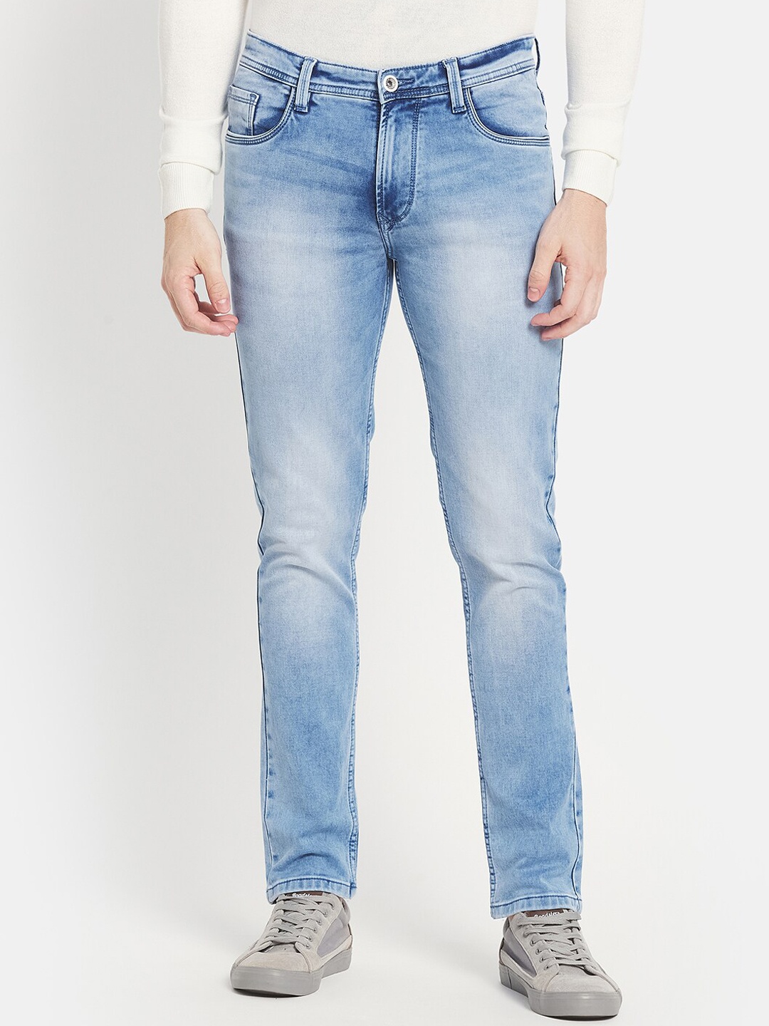 

Octave Men Blue Low Distress Heavy Fade Stretchable Jeans