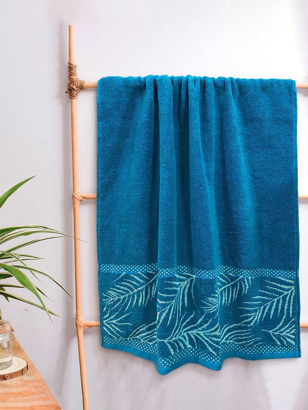 

Aura Wedelia Printed Pure Cotton 380 GSM Large Bath Towel, Teal