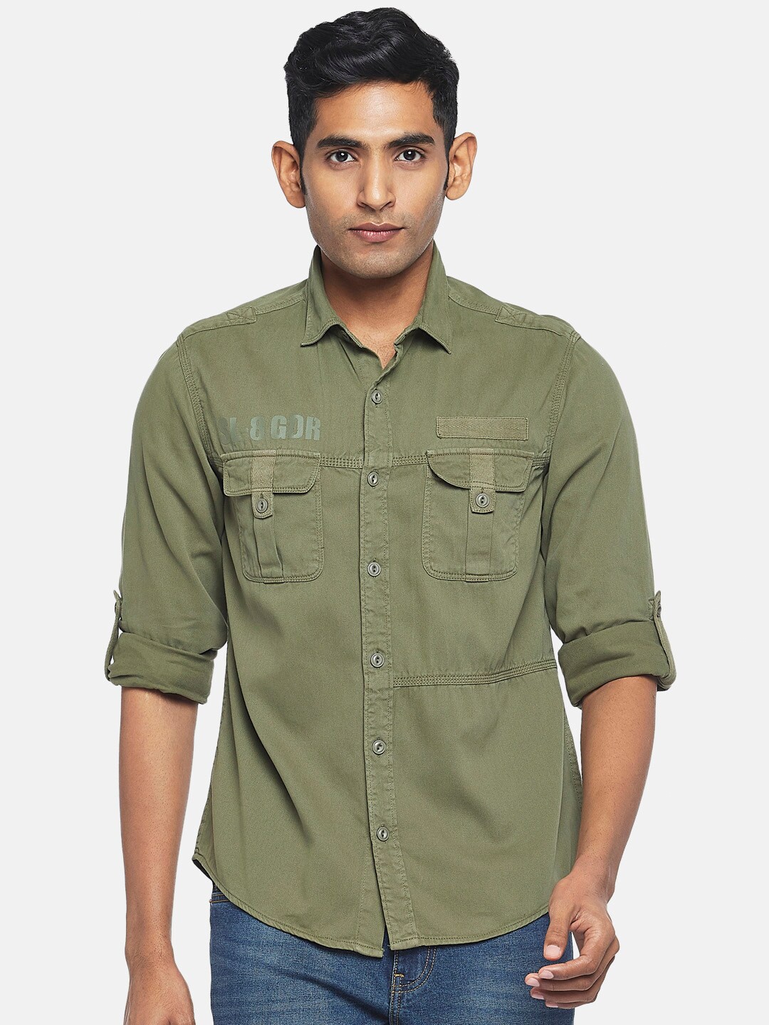 

People Men Solid Slim Fit Casual Shirt, Olive