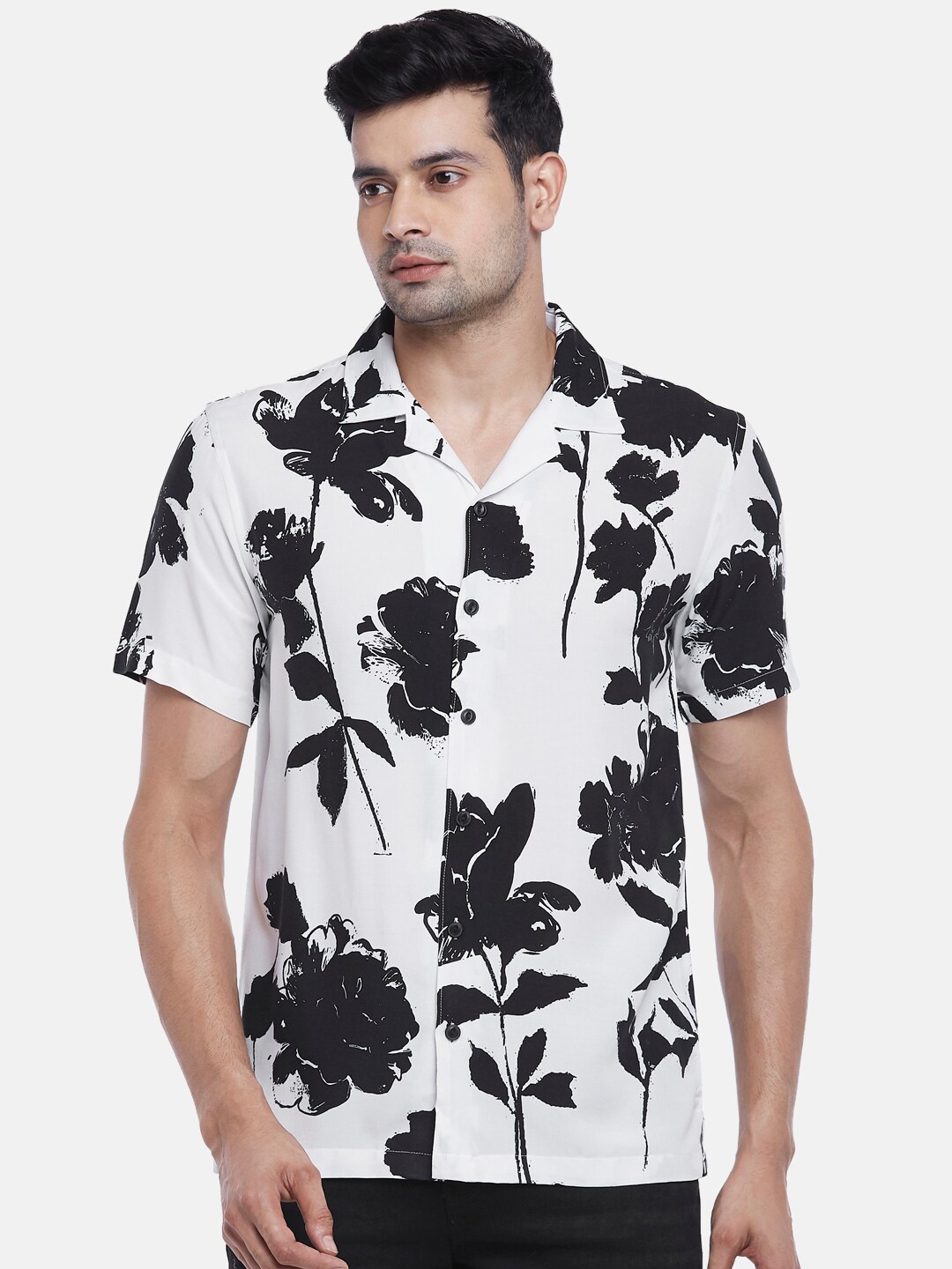 

People Men Slim Fit Floral Printed Casual Shirt, Black