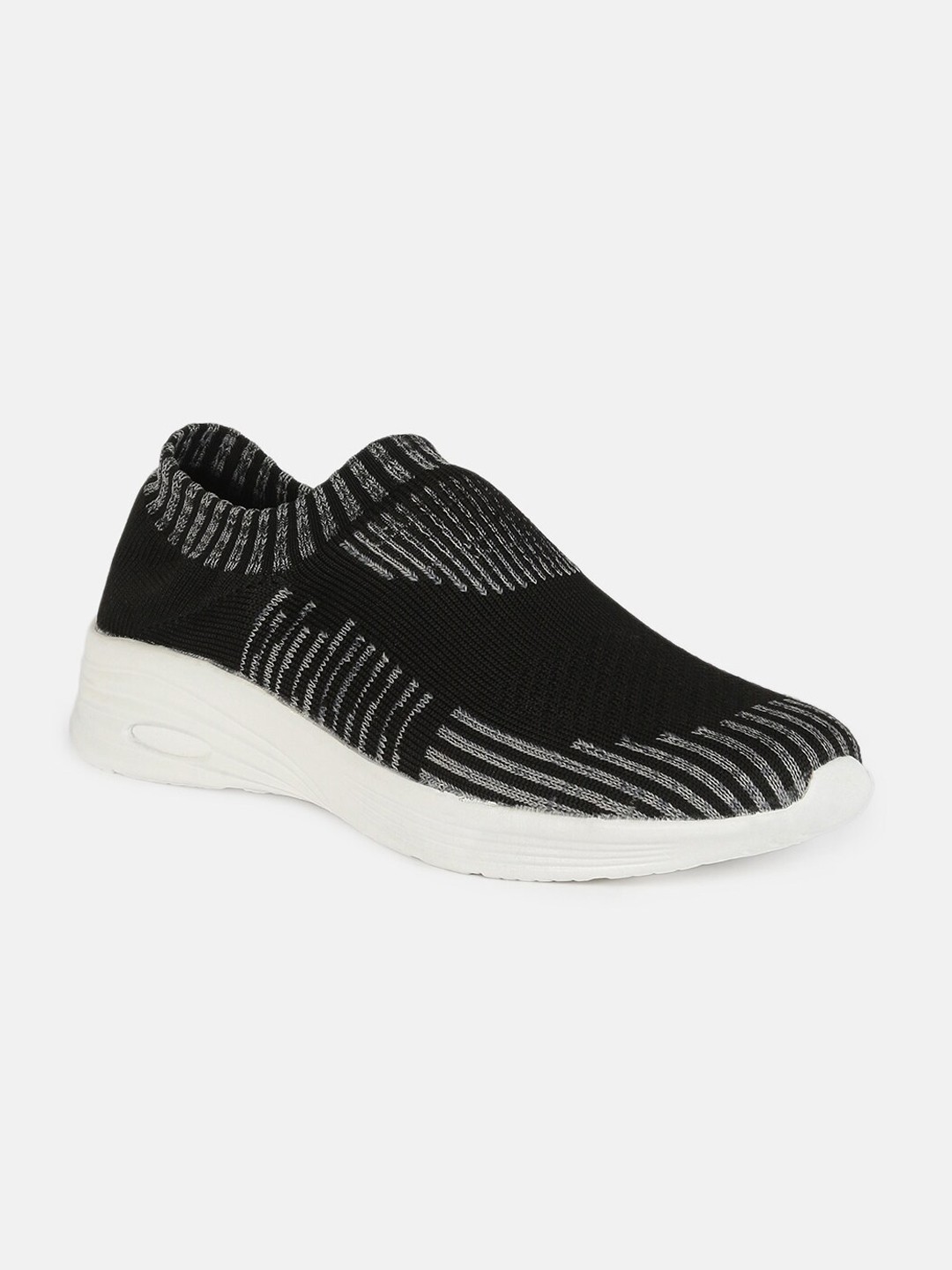 

HIGHLANDER Men Slip-On Knitted Comfort Sneakers, Black