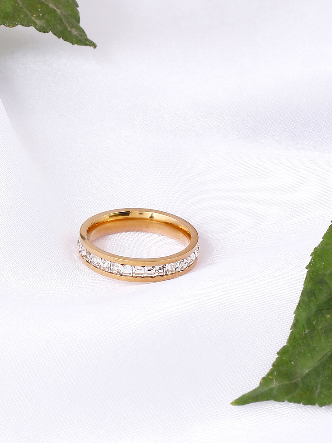 

Unwind by Yellow Chimes Women Rose Gold-Plated & Crystal-Studded Finger Ring