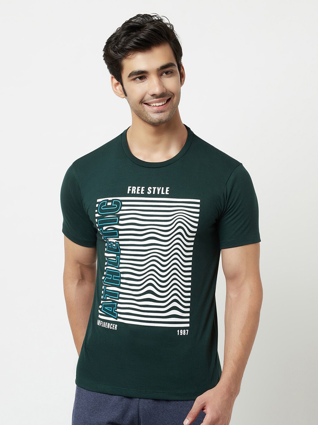 

HARBOR N BAY Men Green Typography Printed Raw Edge T-shirt