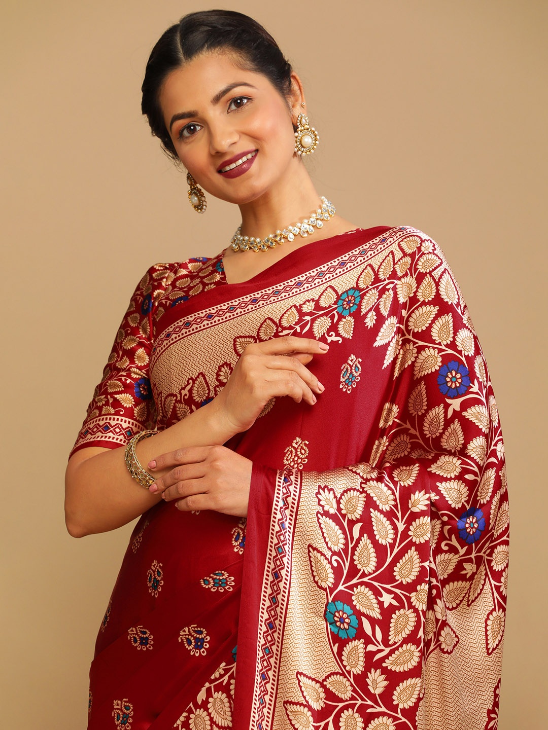 

Satrani Maroon & Beige Floral Printed Satin Saree