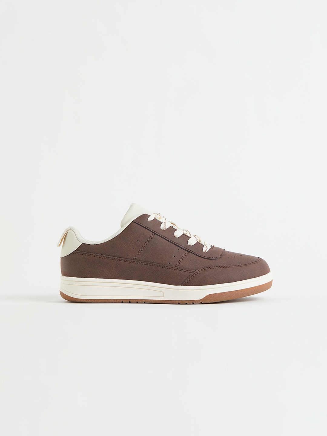 

H&M Boys Brown Trainers
